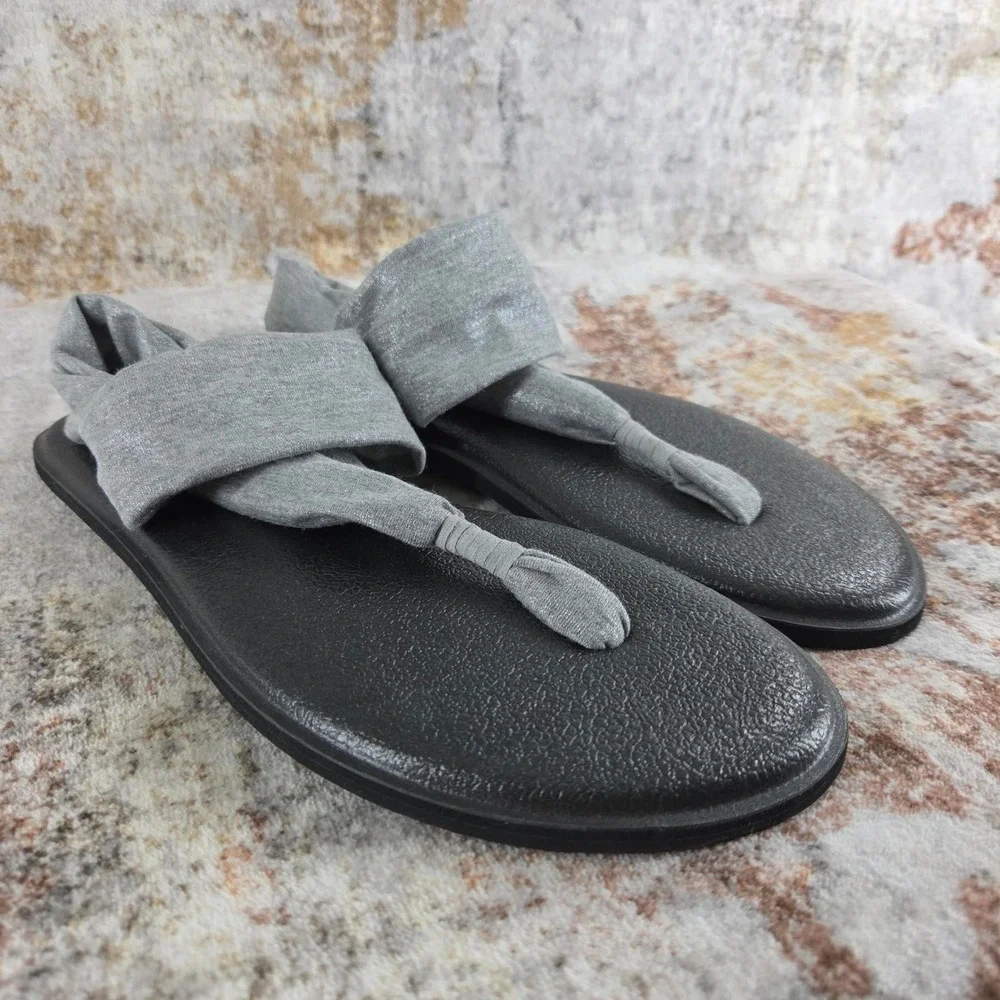 Sanuk Yoga‎ Sling 2 Thong Sandals Womens 6 Grey Metallic Shimmer Slingback